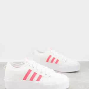 adidas Originals - Nizza - Plateau-sneakers i hvid med tre striber i pink