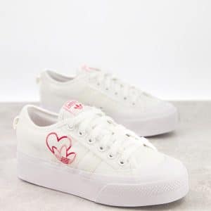 adidas Originals - Valentines Nizza - Plateau-sneakers i offwhite med hjerteprint-Guld